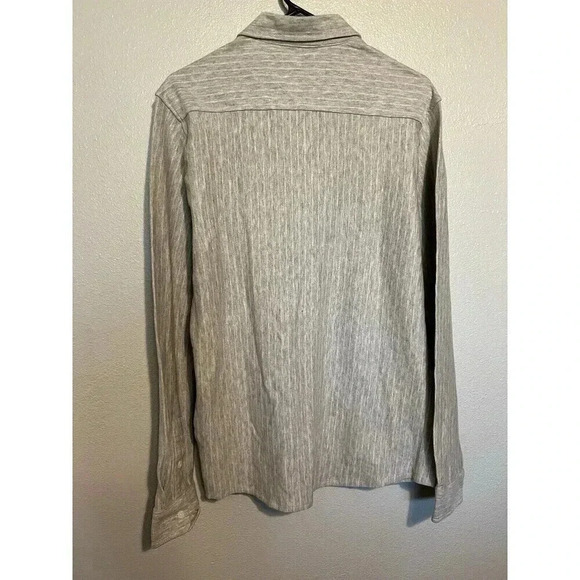 Tahari Women's Long Sleeve Button Front Collard Grey Dress Shirt Blouse Small - Picture 4 of 4